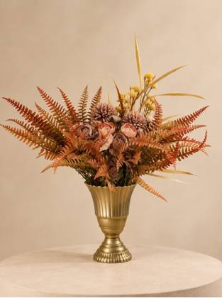 Vaso com arranjo de flores